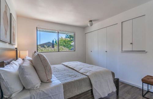 5BR Gem Walk to Microsoft and Near Redmond DT - Foto 41