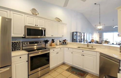 Well-appointed lakefront condo - Heritage Oaks County Club - Foto 34