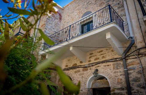 Gabriela's Home - Photo 9