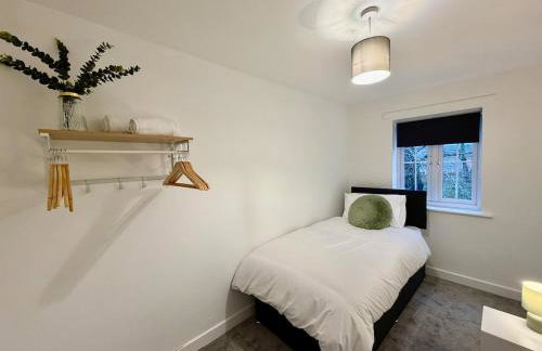 4 Bed - Parking - Fast WiFi - Desk - M6 M61 links - Pets - Foto 32