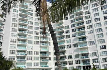 SPECIAL Beautiful Modern Beach Condo - Foto 2