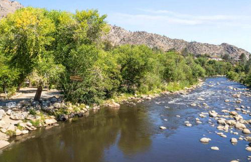 Deluxe little cabin 2 min stroll to Kern River - Foto 21