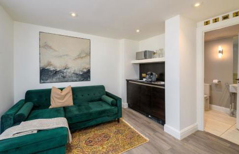 Holm House - Stylish Coastal Suites - Silures Bar & Restaurant On-site - Foto 71