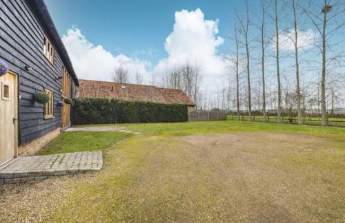 Dorney,Windsor Family Getaway with Hot Tub - Photo 24