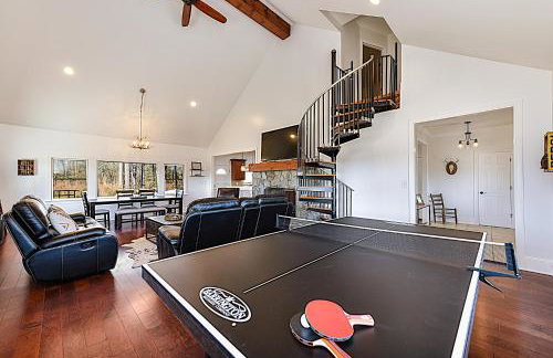 Secluded Lodge 8acres Hot Tub, Pingpong pedalboat! - Foto 9