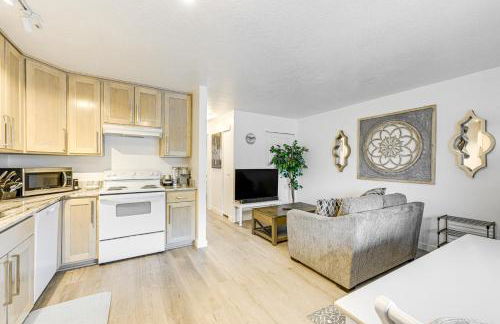 Walk to Parks Snug Soldotna Sanctuary! - Foto 10