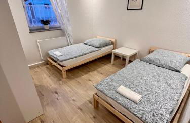 Monteurunterkunft Simmershausen bei Kassel Einzelbetten, Parken, Waschen, Wifi - Foto 10