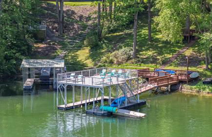 Lucky Dozen Lakehouse - Foto 66