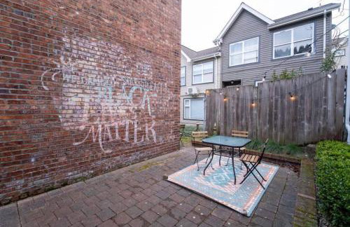 Adorable Cozy House with Parking and Loft! - Foto 59