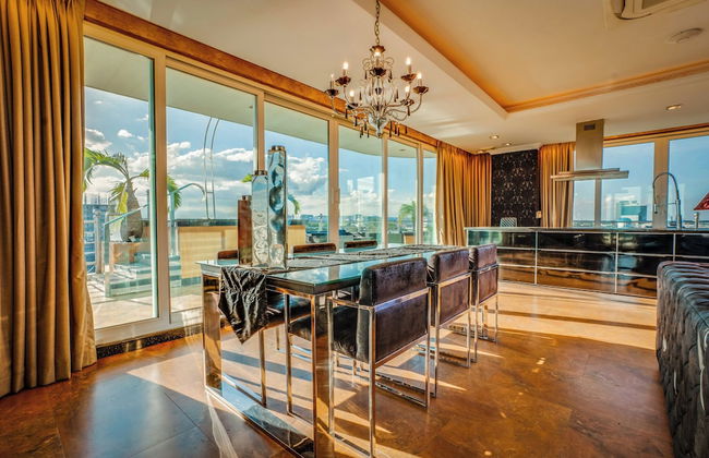 Fields Plaza Condo - Foto 14