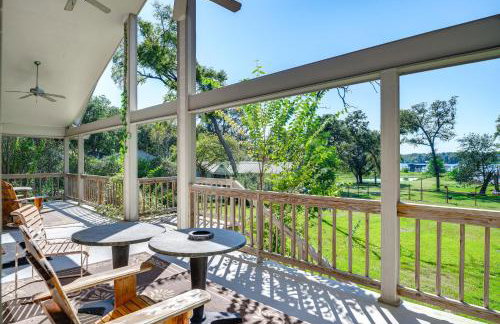 Franklin Home with Water Views Outdoor Dining Area! - Foto 1