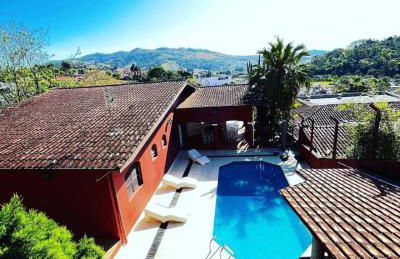 Cantinho da Vó Lena Casa Familiar com 4 Suítes, Piscina e Lazer em Lindóia - Foto 1