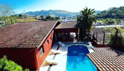 Cantinho da Vó Lena Casa Familiar com 4 Suítes, Piscina e Lazer em Lindóia - Foto 1, sunbed