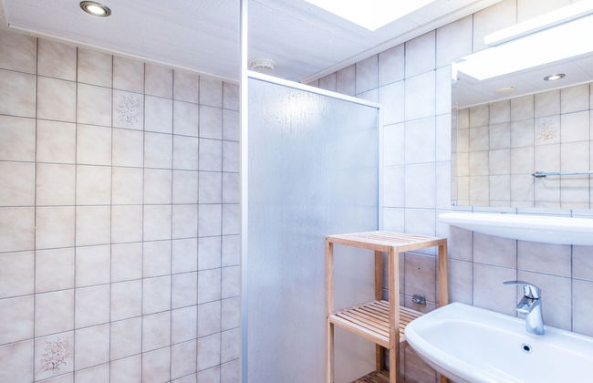 Wooden Bungalow With Dishwasher Near the Beach - Foto 8