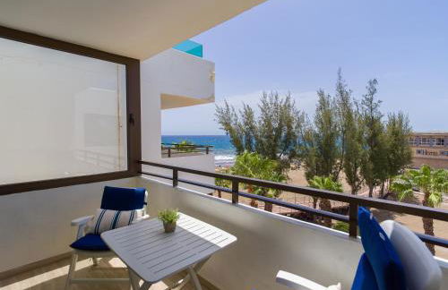 Precioso apartamento en 1ª línea de mar - Foto 2