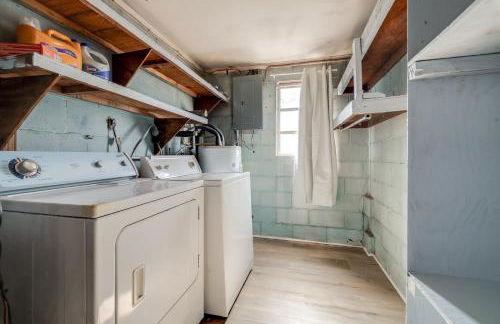 Retro Meets Modern Two Houses Sleeps 16 - Foto 30