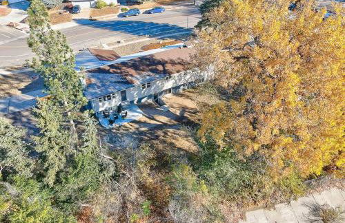 Large Pet-Friendly Sleeps 10 Near Palmer Park - Foto 26