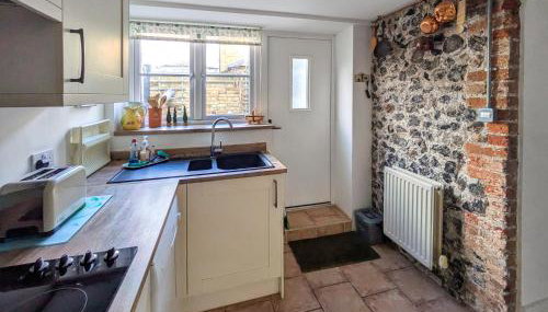 The Cottage - Photo 3