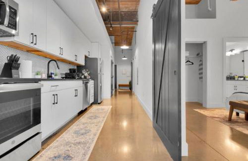 Luxurious 2 Bedroom 2 Bathroom - Foto 33