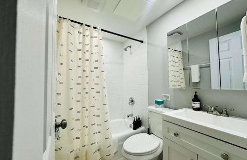 Quiet 1 Bedroom 1 Free Parking High Speed Wi-Fi - Foto 5