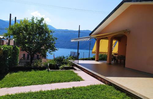 CASA DELLA MUSICA APARTMENT lake view and garden - Foto 16