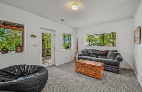 Almost Heaven - Grill, 2 King Beds, Wifi, Deck, Pool Access, Hiking, Wood Stove, Family Friendly - Foto 41