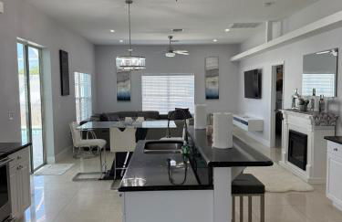 Villa Sunshine Elegant and Modern 4BR Pool House - Foto 50