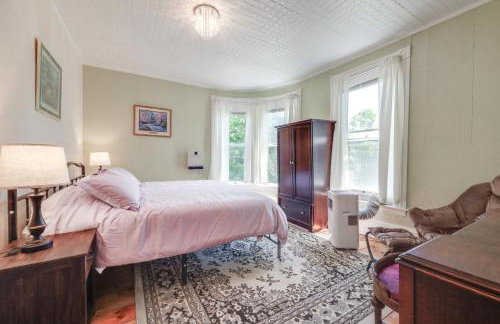 2-Acre Property Victorian Home in Brownville! - Foto 25