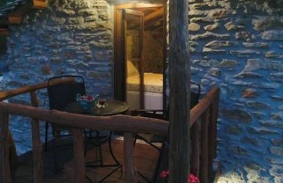 Aristoteli's Stone House - Foto 19