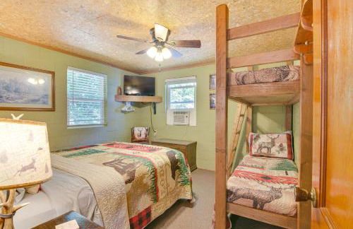 Waterfront Bull Shoals Lake Cabin with Deck and Views! - Foto 15