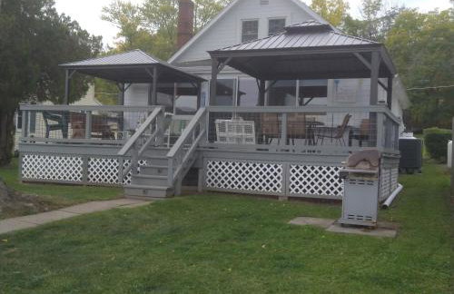 4 Seasons 4 bedroom lake level home - Foto 21