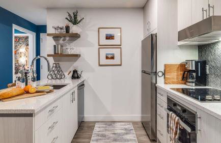 Jordanelle Sunrise Modern Condo, Gondola Access, Year-round Outdoor Fun - Photo 18