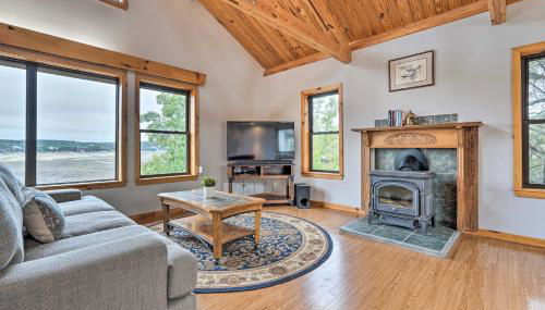 Lakehills Vacation Rental on Medina Lake - Photo 2