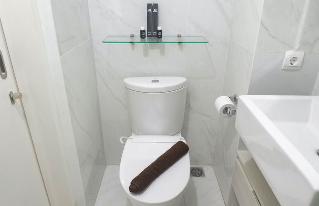 Stylish Studio Apartment Connected to Ciputra World Mall at The Vertu - Photo 9