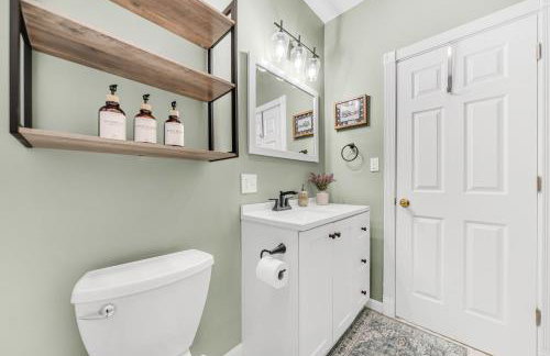 Cozy Buffalo Getaway Minutes to Downtown & Bills Stadium - Foto 19