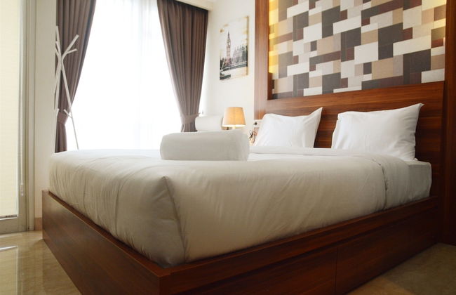 Warm and Best Studio Menteng Park Apartment - Photo 12