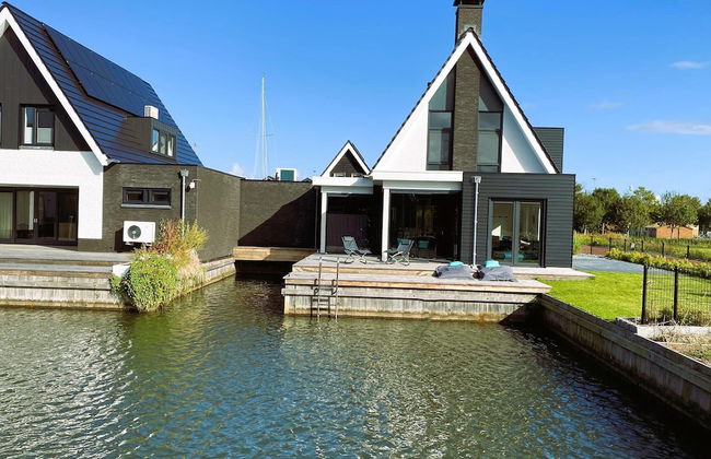 Peaceful Villa on the Water in Stavoren - Foto 30