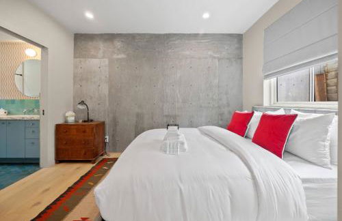 New Listing Hillside Villa by Colby & Conrad - Foto 22