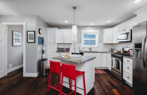 962 Townhouse 3BR Near Downtown Beaches and Wineries - Photo 23