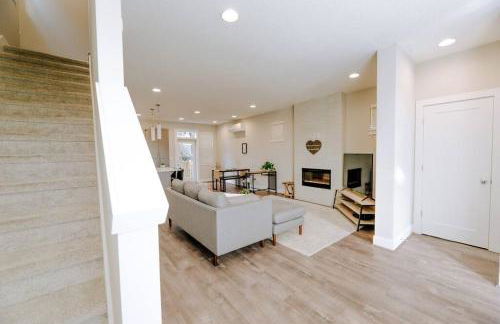 Modern Four Bedrooms House in Beaverton - Foto 16