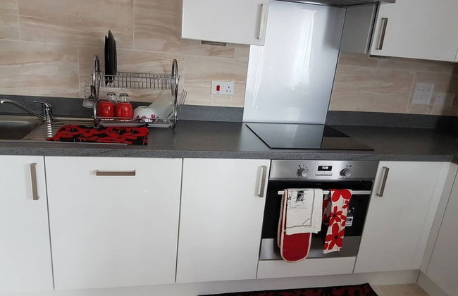 Modern Apartment Minutes From Central London, UK - Foto 19