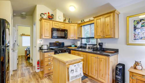 Remote Workers Welcome Tiny Home in Port Angeles! - Foto 2