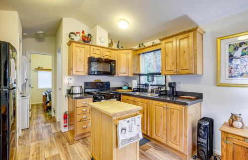 Remote Workers Welcome Tiny Home in Port Angeles! - Foto 2