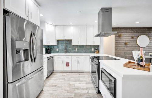 NEW! Private Oasis with Heated Pool Minutes to Wilton Dr and the Beach - Photo 23