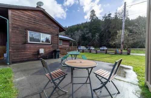 Elk Meadow Cabins 7 Beachcomber Studio - Photo 8