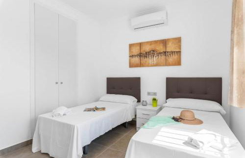 Villa Escriva - PlusHolidays - Foto 56