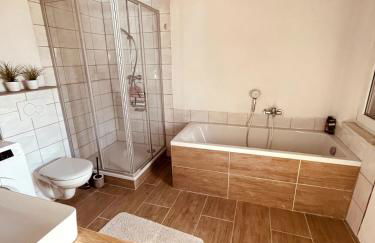 Ruhiges Häuschen am Wald mit Kamin, Terrasse - Foto 10