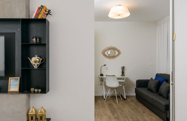 Design & Veranda next to Mahane Yehuda Market by FeelHome - Foto 11