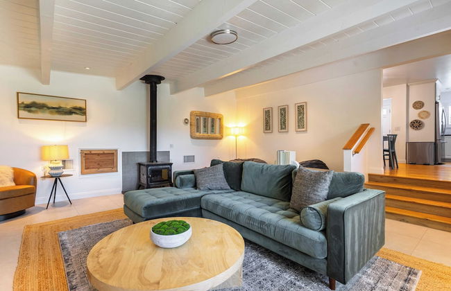 Modern Sonoma Stay w/ Spacious Deck, Views & Prime Location Bennett - Foto 13