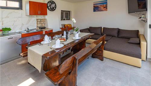 Awesome Home In Nedescina With Wifi - Foto 4